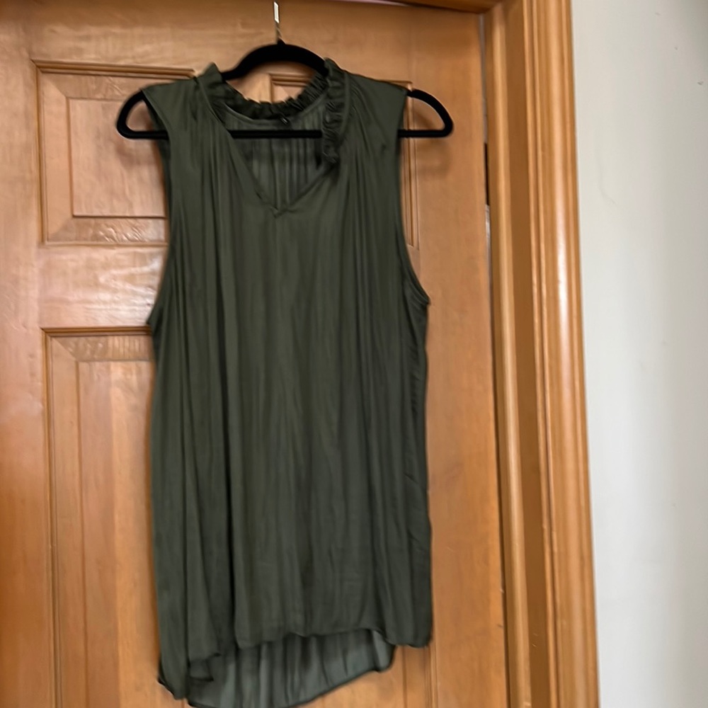 Green ruffled neck sleeveless blouse